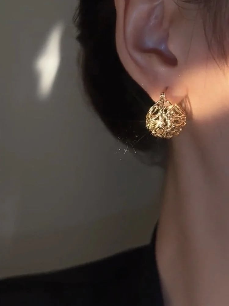 🔥Last Day Promotion 49% OFF - Fashion Cutout Earrings 💕Buy 2 Free Shipping💕