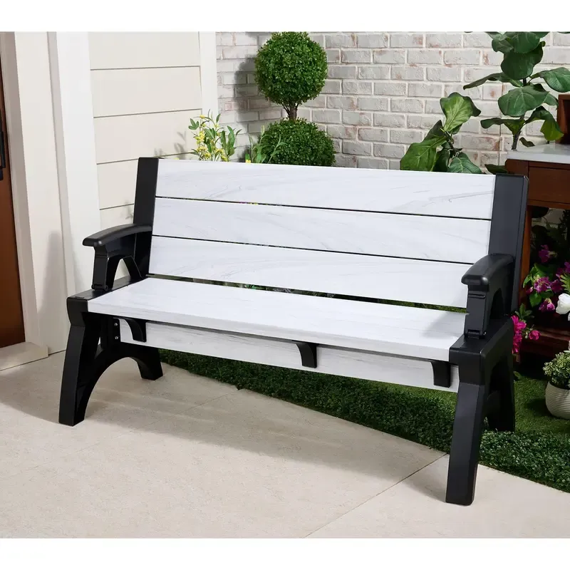 Muebles de exterior modernos con taburetes y sillas que se convierten en mesas de banco