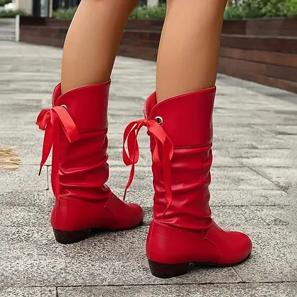 🔥 Промоция – последен ден с 50% ОТСТЪПКА 👢 Модерни дамски боти с връзки и дебел ток до средата на прасеца