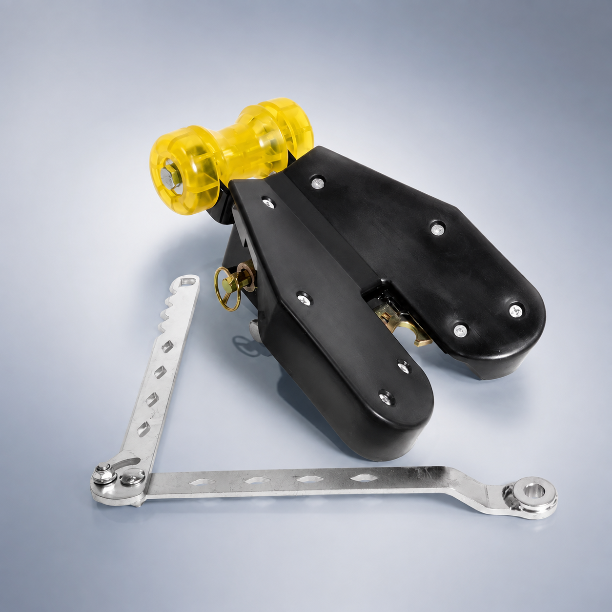 Heavy‑Gauge Steel Boat Trailer Latch, Hull‑Safe Design for Fast Loading & Unloading