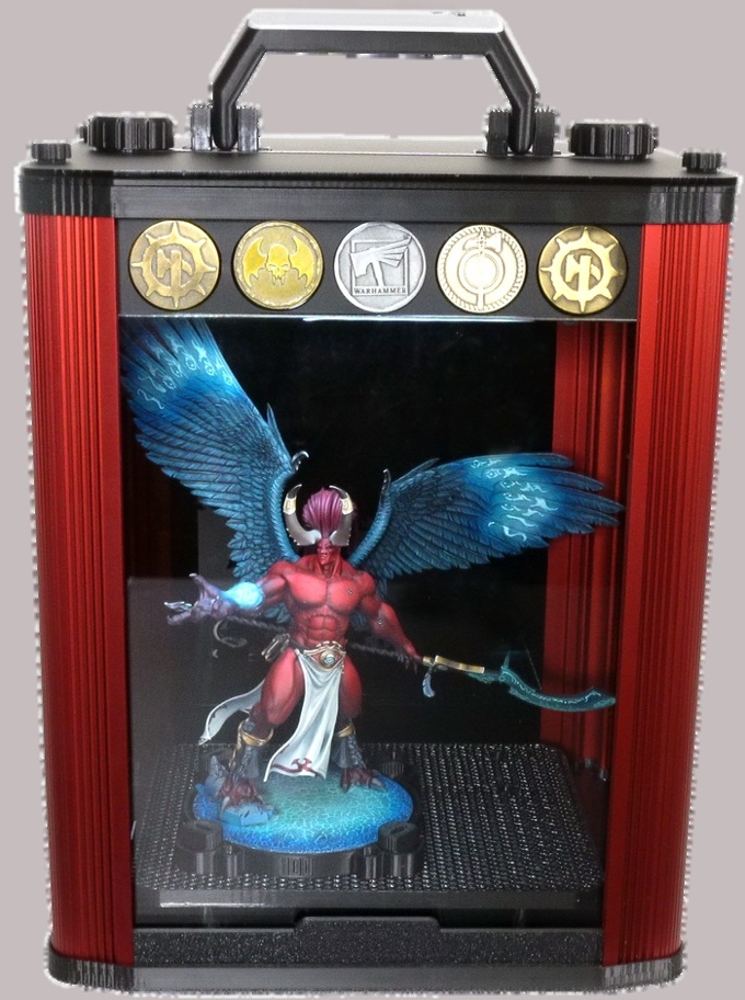 Modular Wargame Carry & Display Case | Aluminum‑ABS Hard Shell for Miniatures, Dice & Terrain