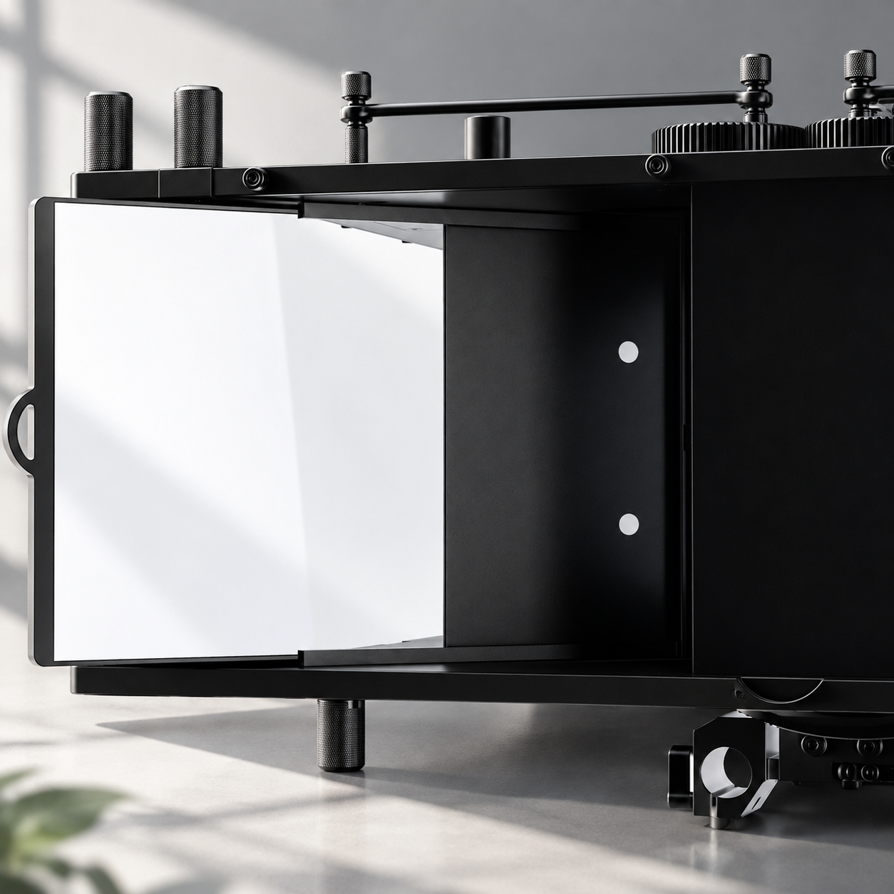 Motorizable In-Camera Effect Mirror , High Reflective Optics, Indexed Position Lock, Dual Filter Slots