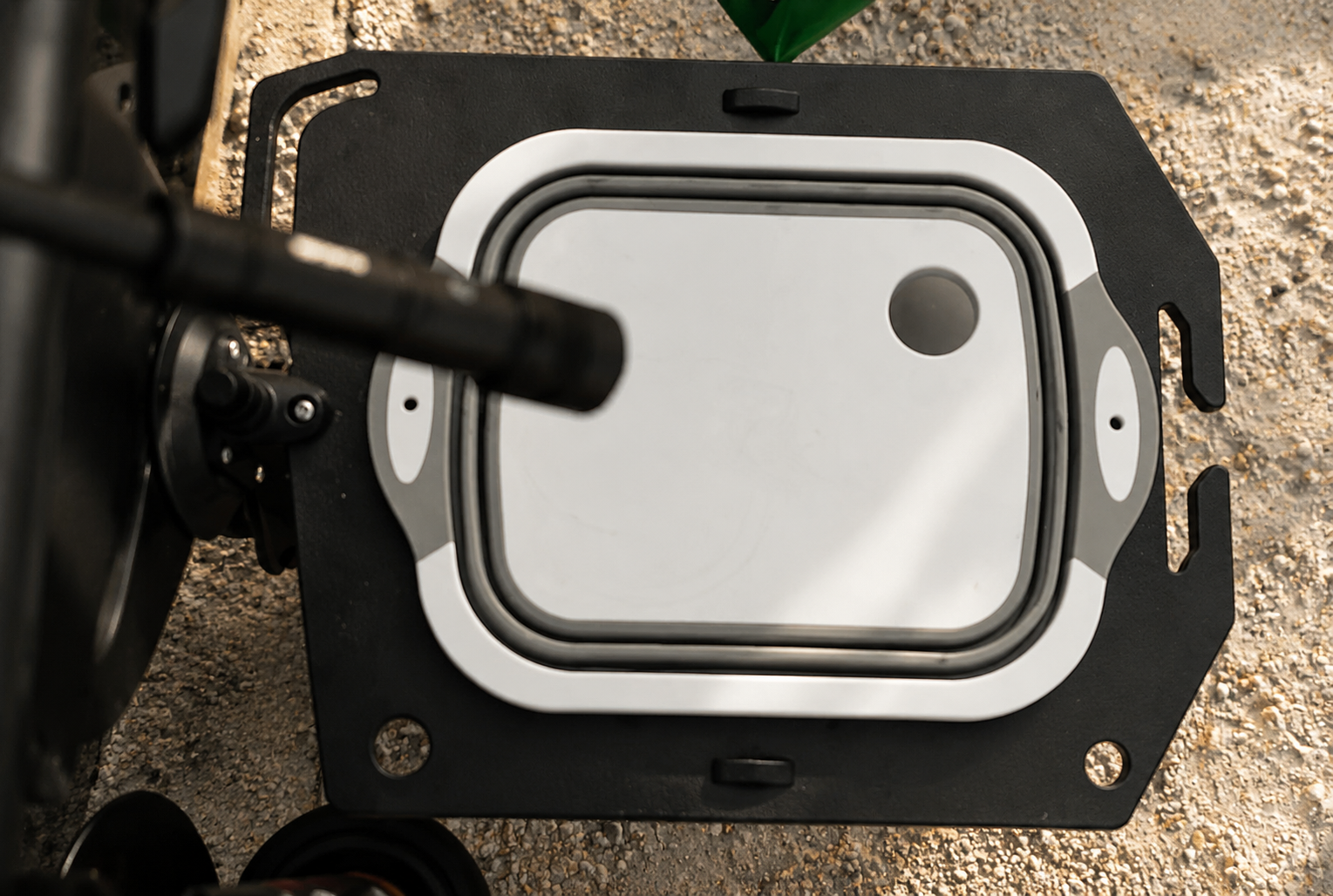 No‑Drill Suction Mount Sink | Compact Fold‑Up Washing Station for Outdoor Use