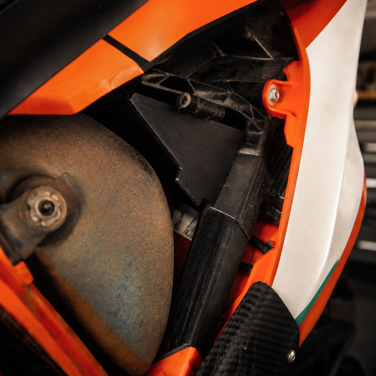Enduro-Ready Airbox Storage Kit – Tools & Spares On-Board