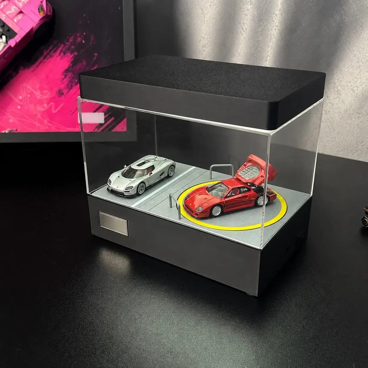 1:64 Diecast Car Garage Diorama Display Case With LED Light & Rotating Turntable