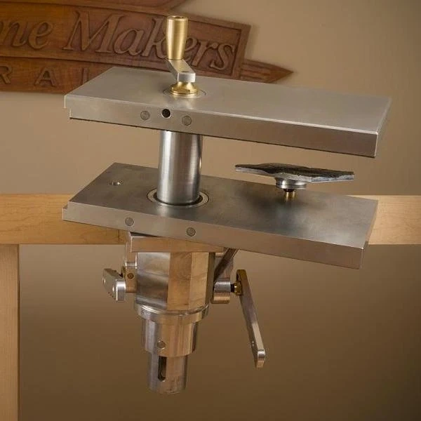 Multi-Angle Tilt Bench Vise for Wood Carving & Instrument Making