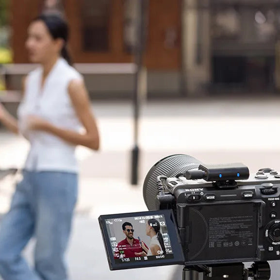 4-in-1 Wireless Lavalier Microphone