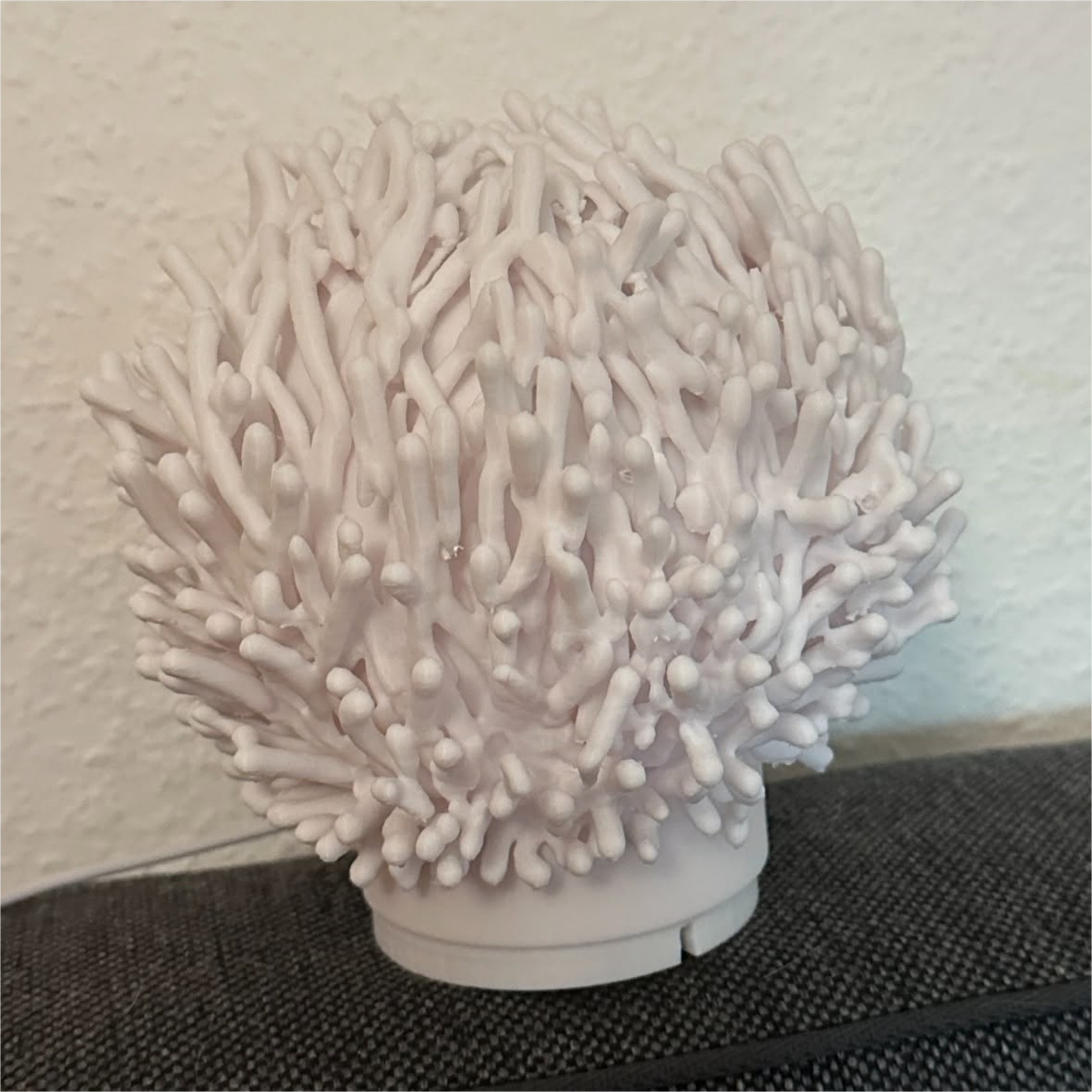 O7 Coral Sculpted Lamp – Sculptural Art Meets Ambient Light