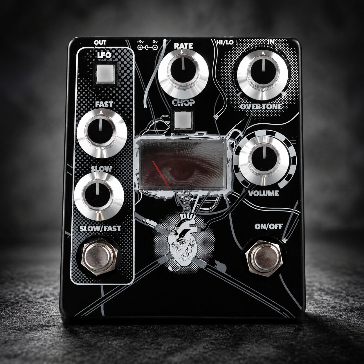 Analog Fuzz Guitar Pedal – Extreme Distortion & Modulation Effects