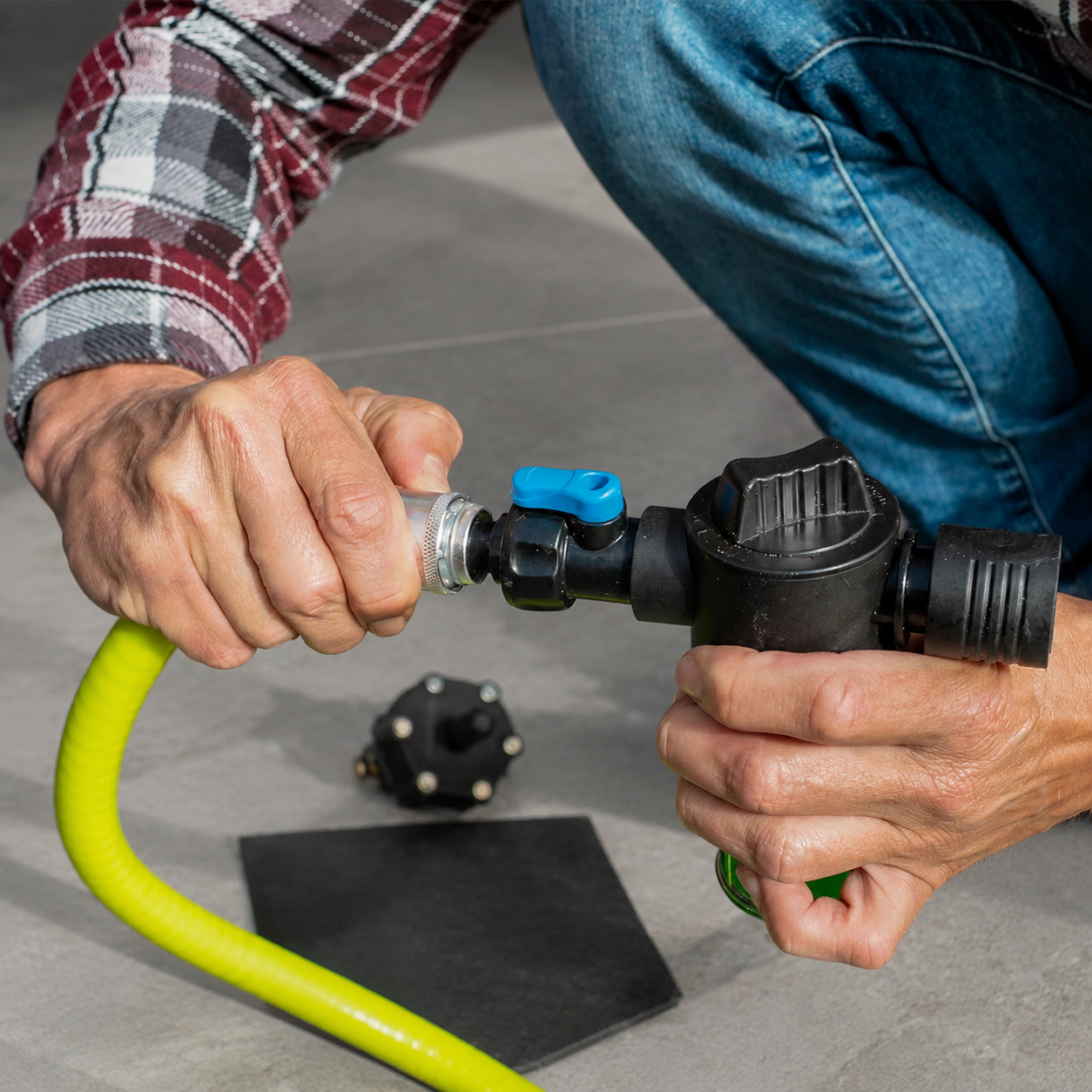 Magnetic 4x4 Chassis Flushing Kit