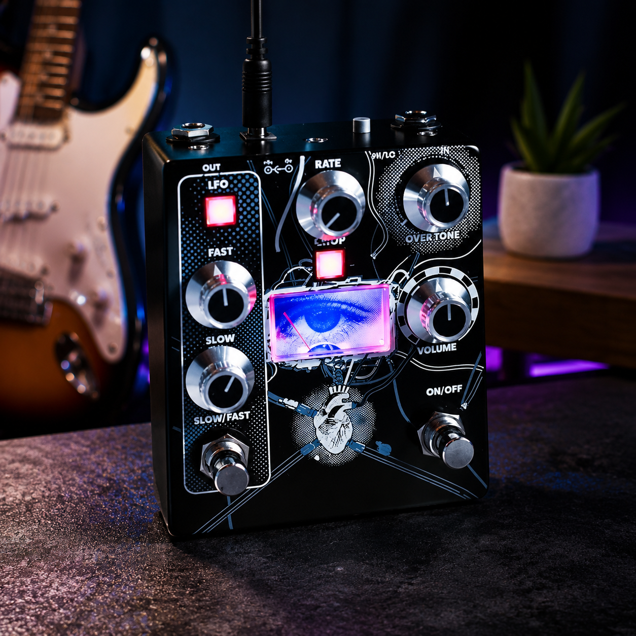 Analog Fuzz Guitar Pedal – Extreme Distortion & Modulation Effects