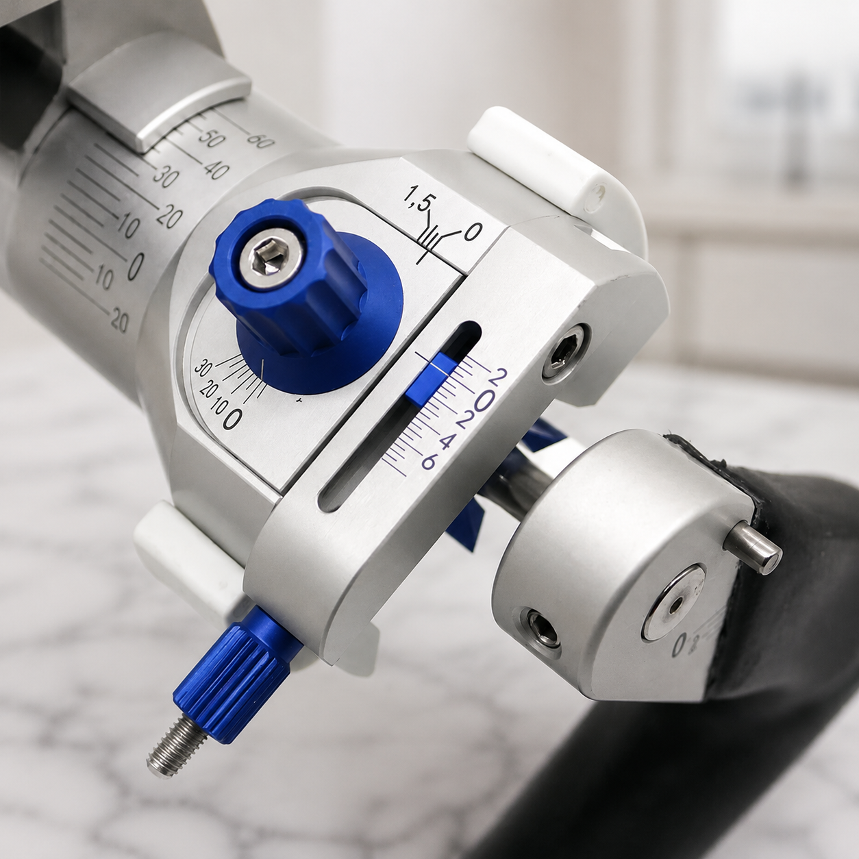Fully Adjustable Dental Articulator – Precision Model Analysis Tool For Dental Laboratories