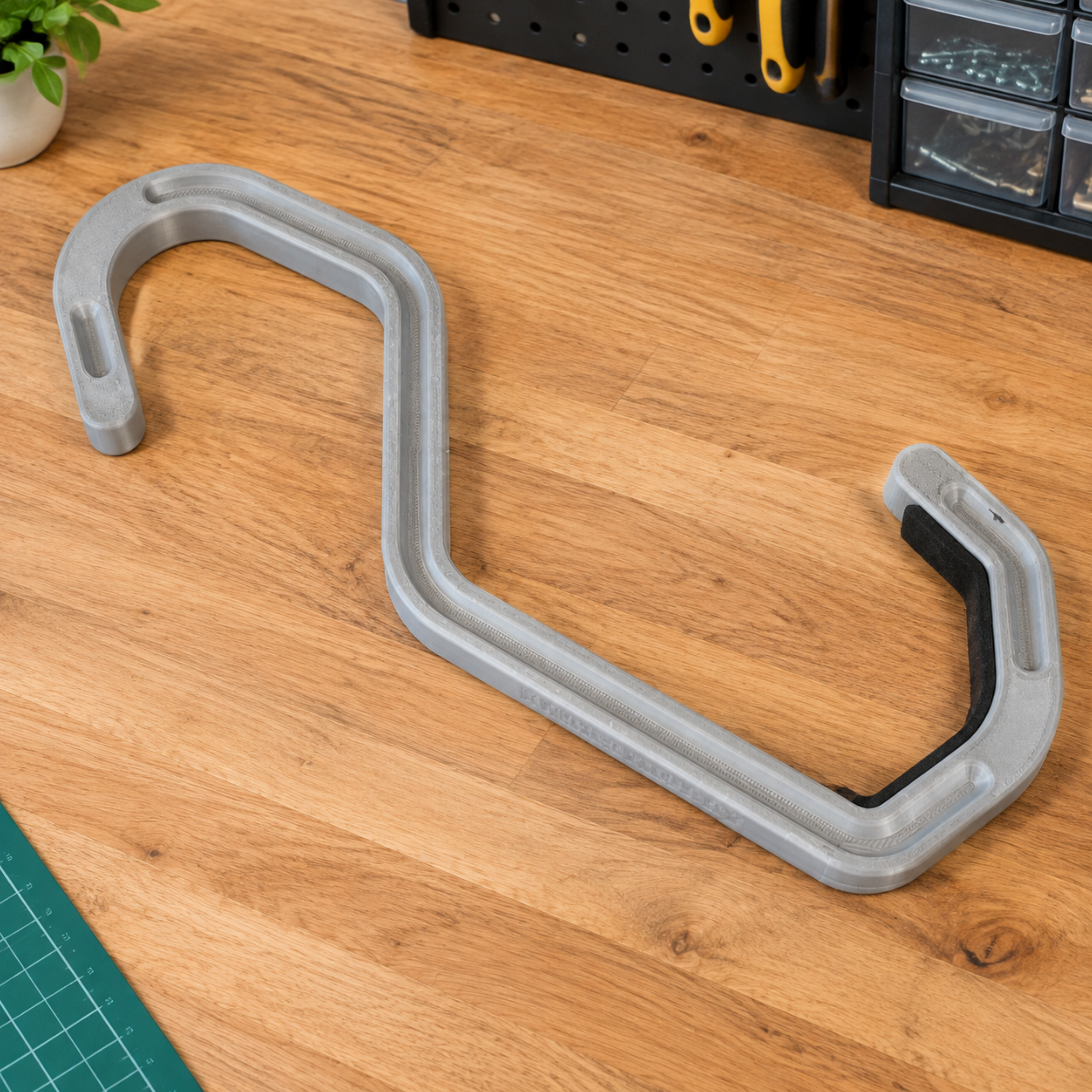 Bicycle Front-End Maintenance Dock System