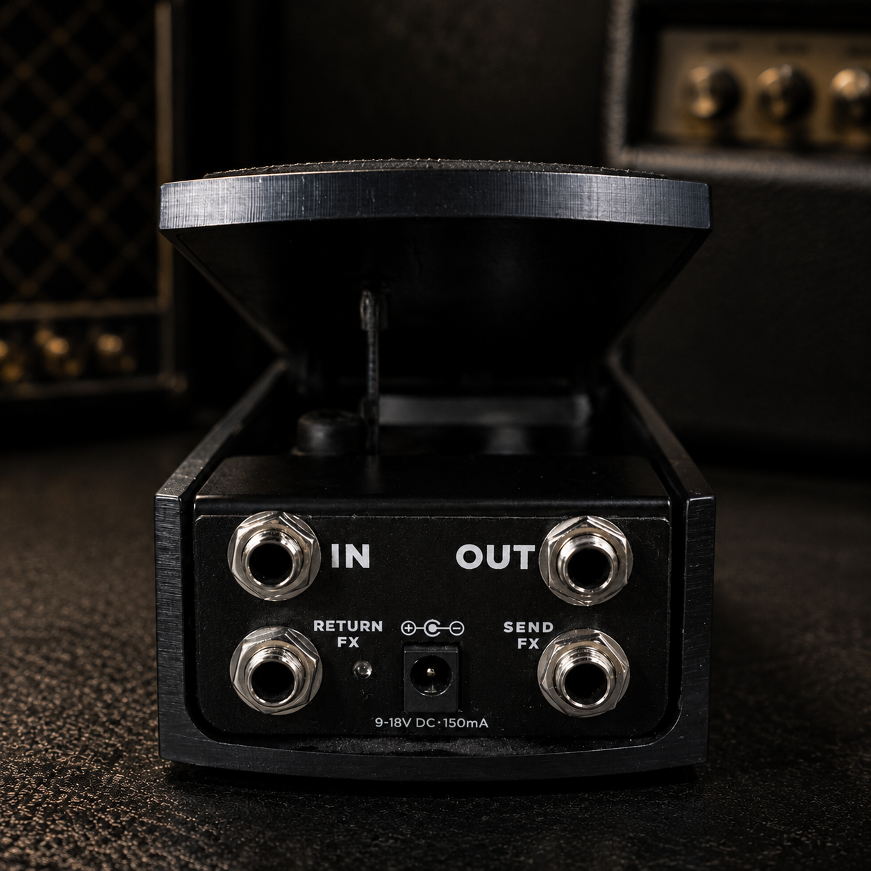 2‑in‑1 Active Volume Pedal with Chromatic Tuner & Touchscreen Display