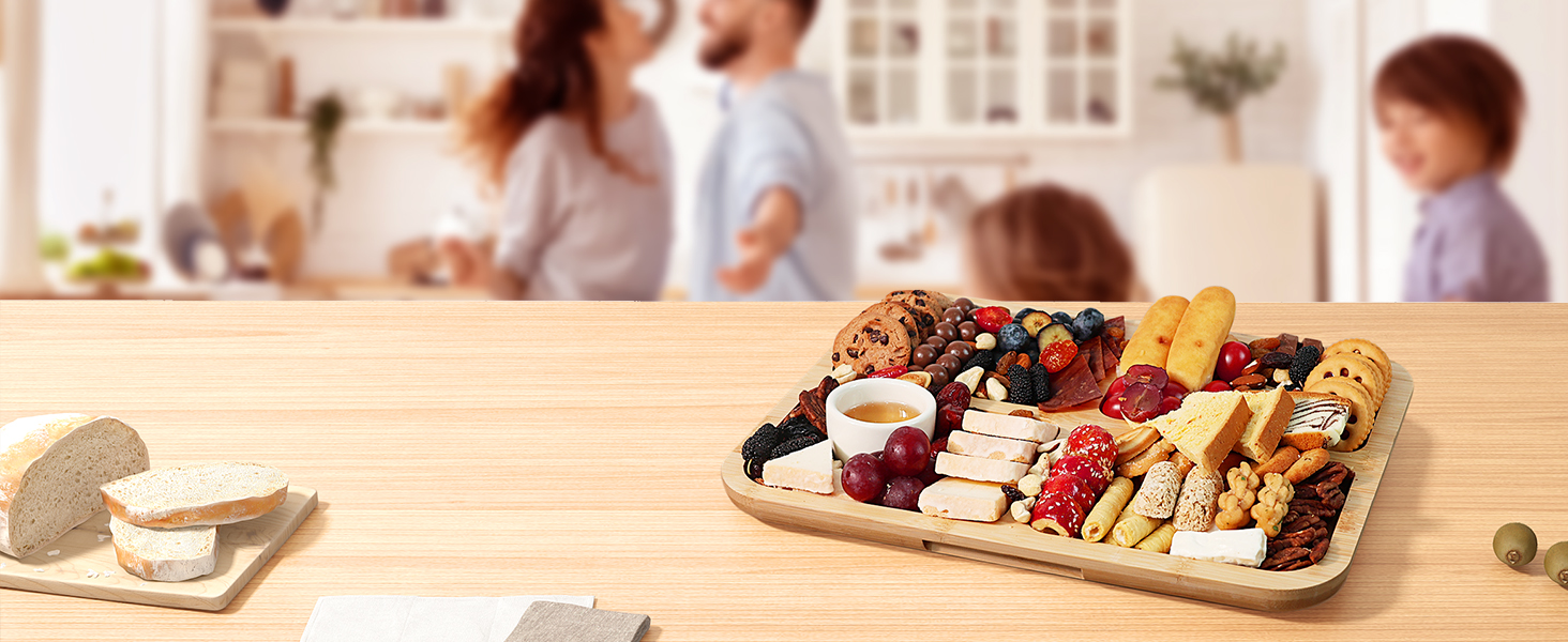 Renmxj Charcuterie Board with Clear Lid, Travel Portable Cheese Board Charcuterie Boxes
