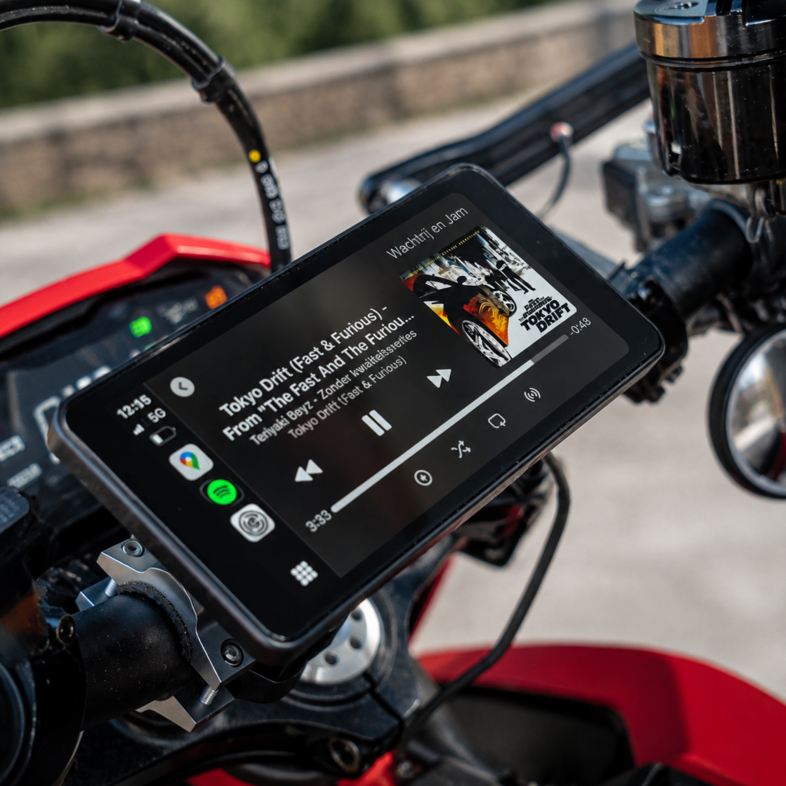 Smart Motorcycle Display System – Navigation and Connectivity Upgrade for Riders