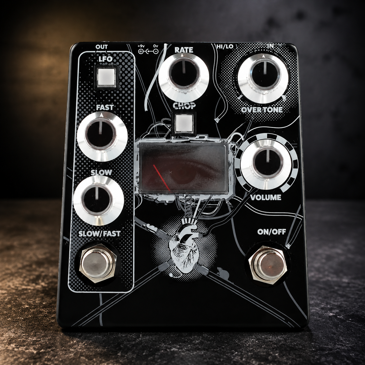 Analog Fuzz Guitar Pedal – Extreme Distortion & Modulation Effects
