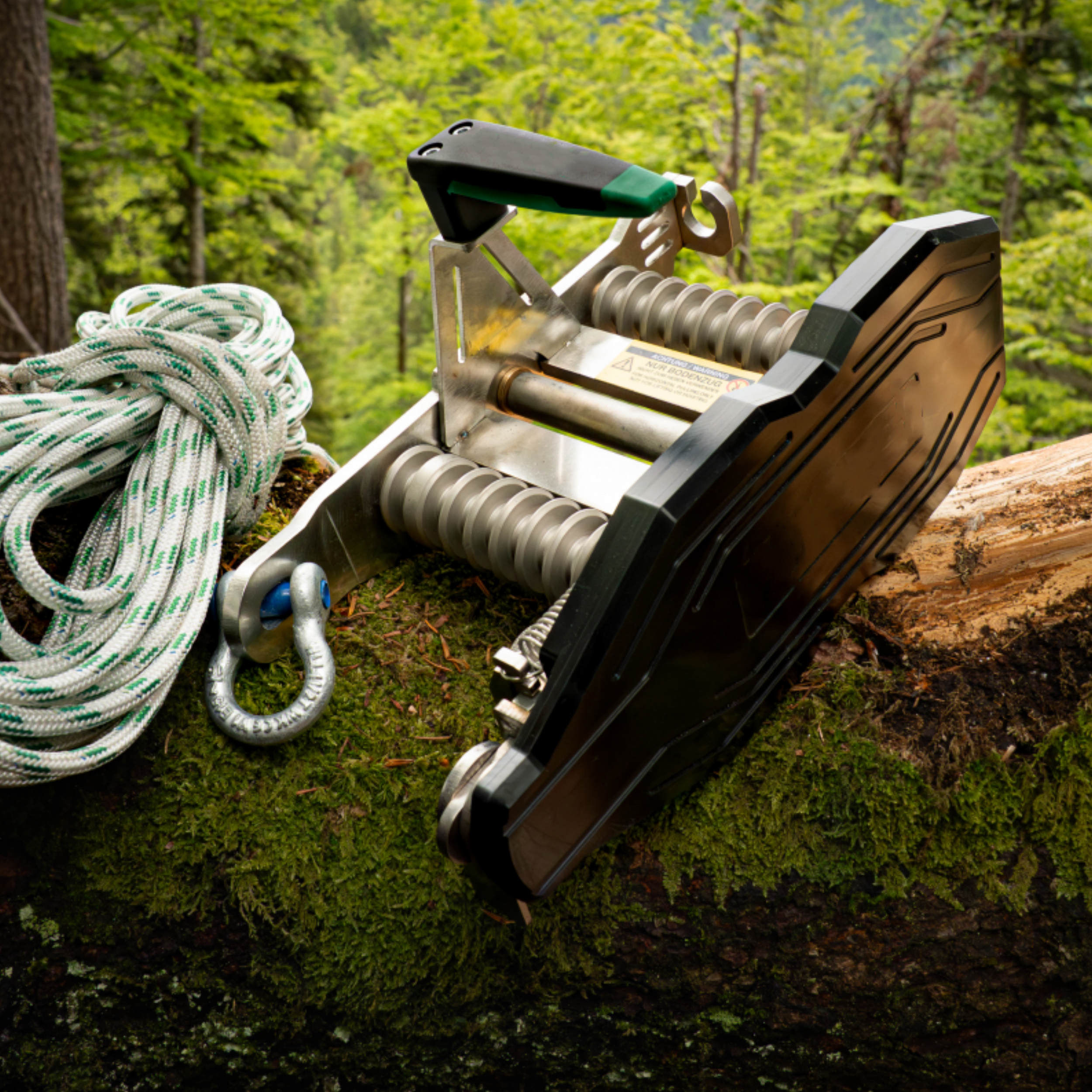 Battery‑Powered Winch with Drill Drive – 600kg Capacity, 50m Rope, 6kg
