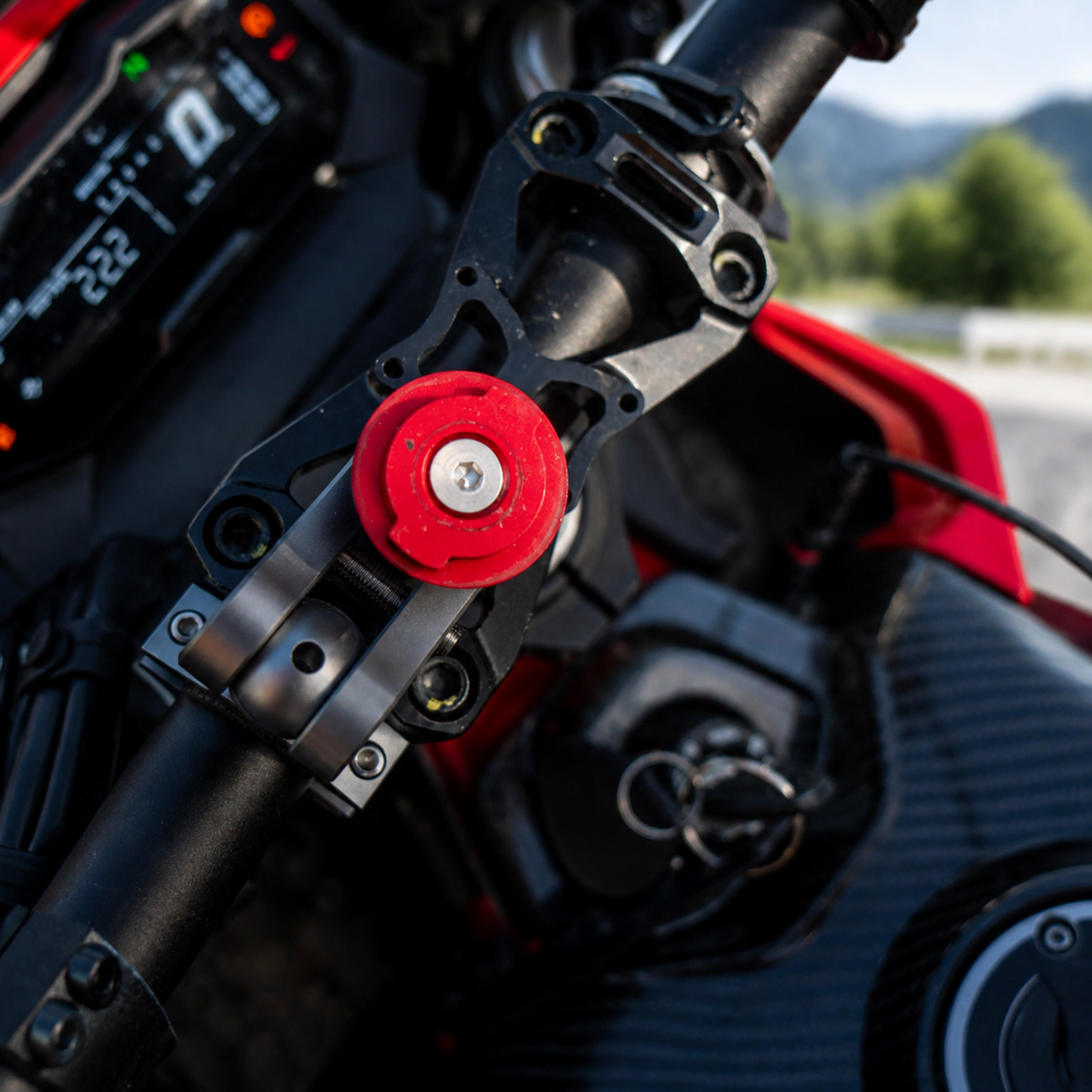 Smart Motorcycle Display System – Navigation and Connectivity Upgrade for Riders