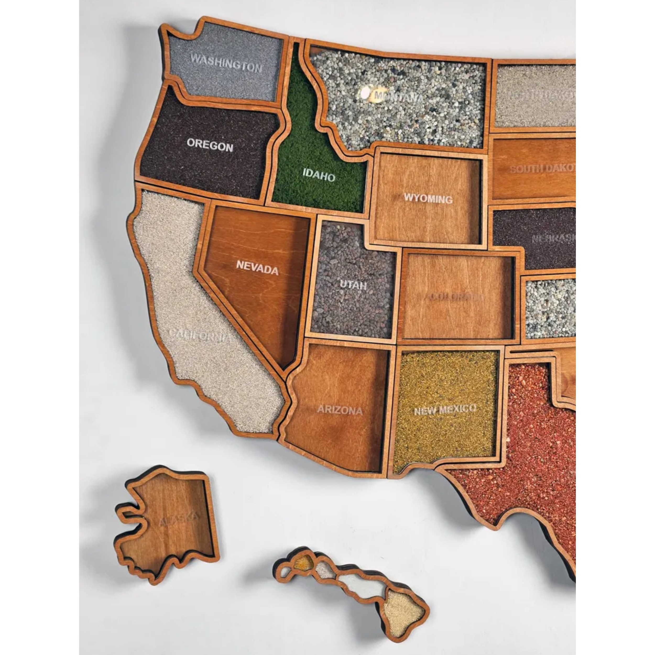 USA Travel Map – Fill with Earth from Your Adventures