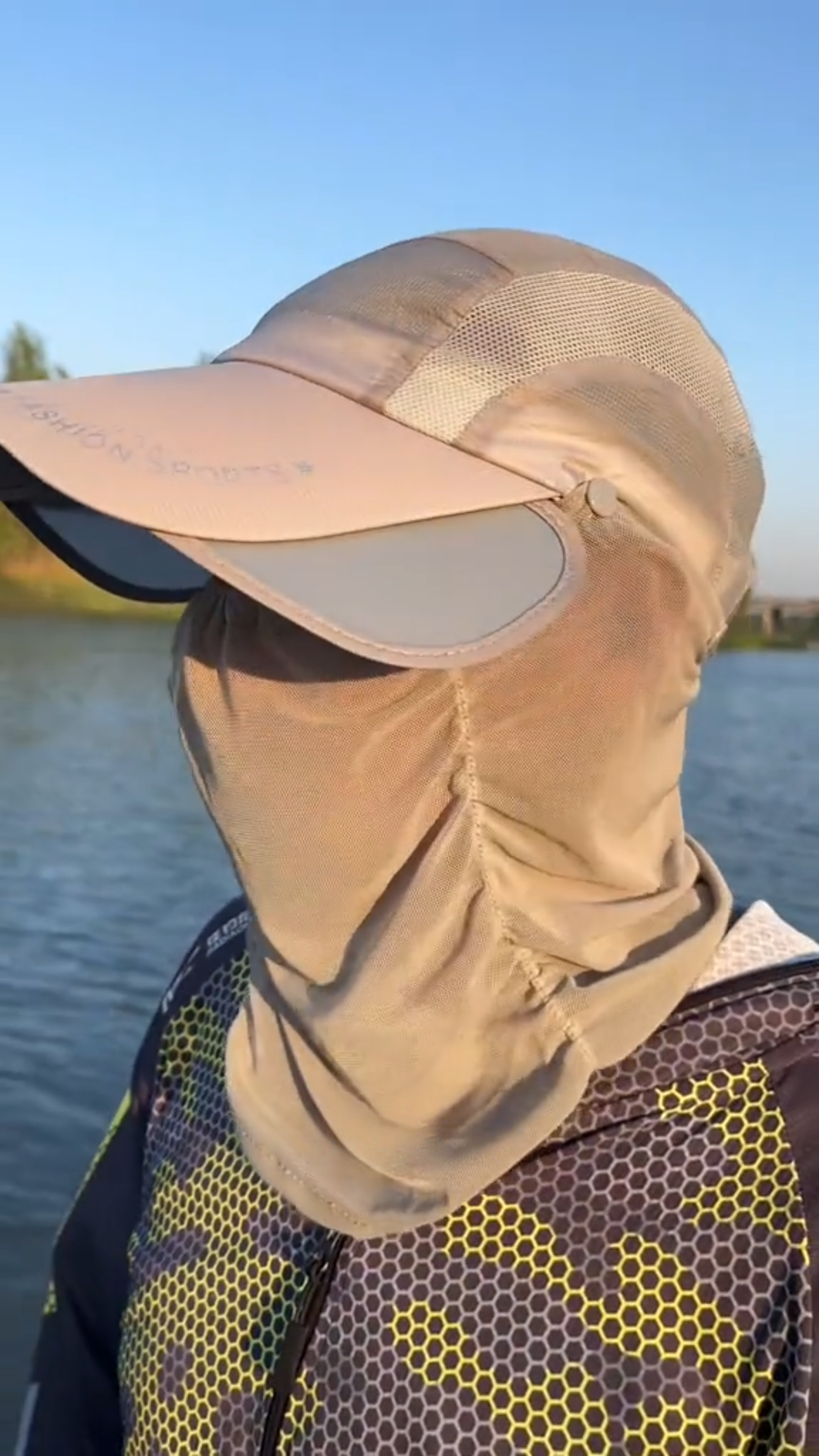 Retractable Brim Sun Hat – UPF 50+ UV Protection, Neck Flap, Breathable, for Fishing, Hiking & Outdoor Work