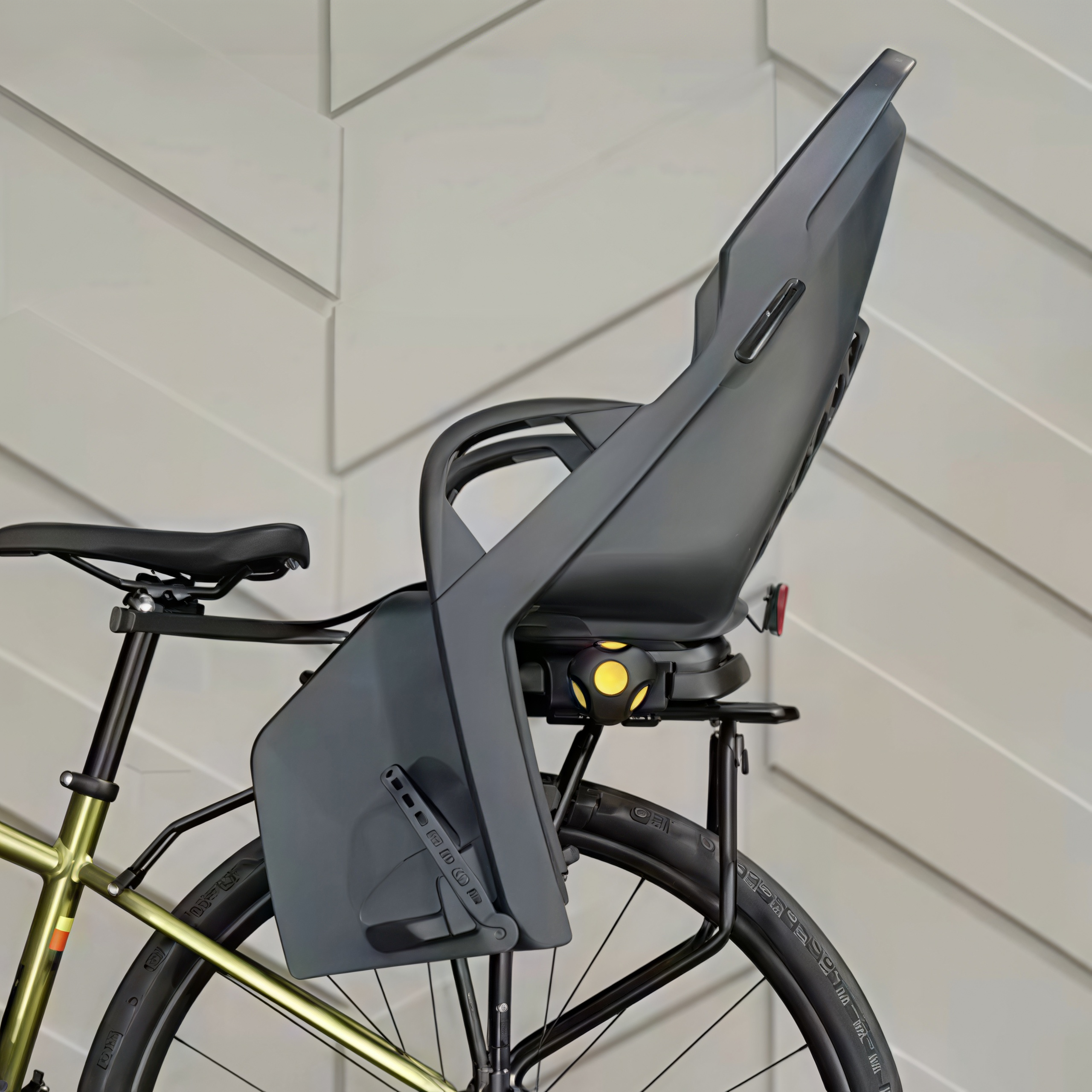 Rear rack seat detail 3