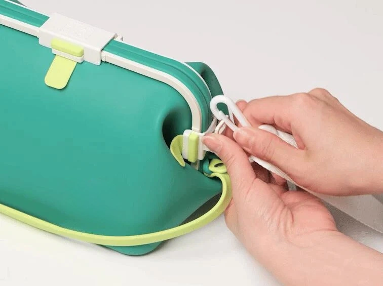 Waterproof Swim Bag – Leakproof Storage for Towels, Swimwear & Wet Gear Carrying