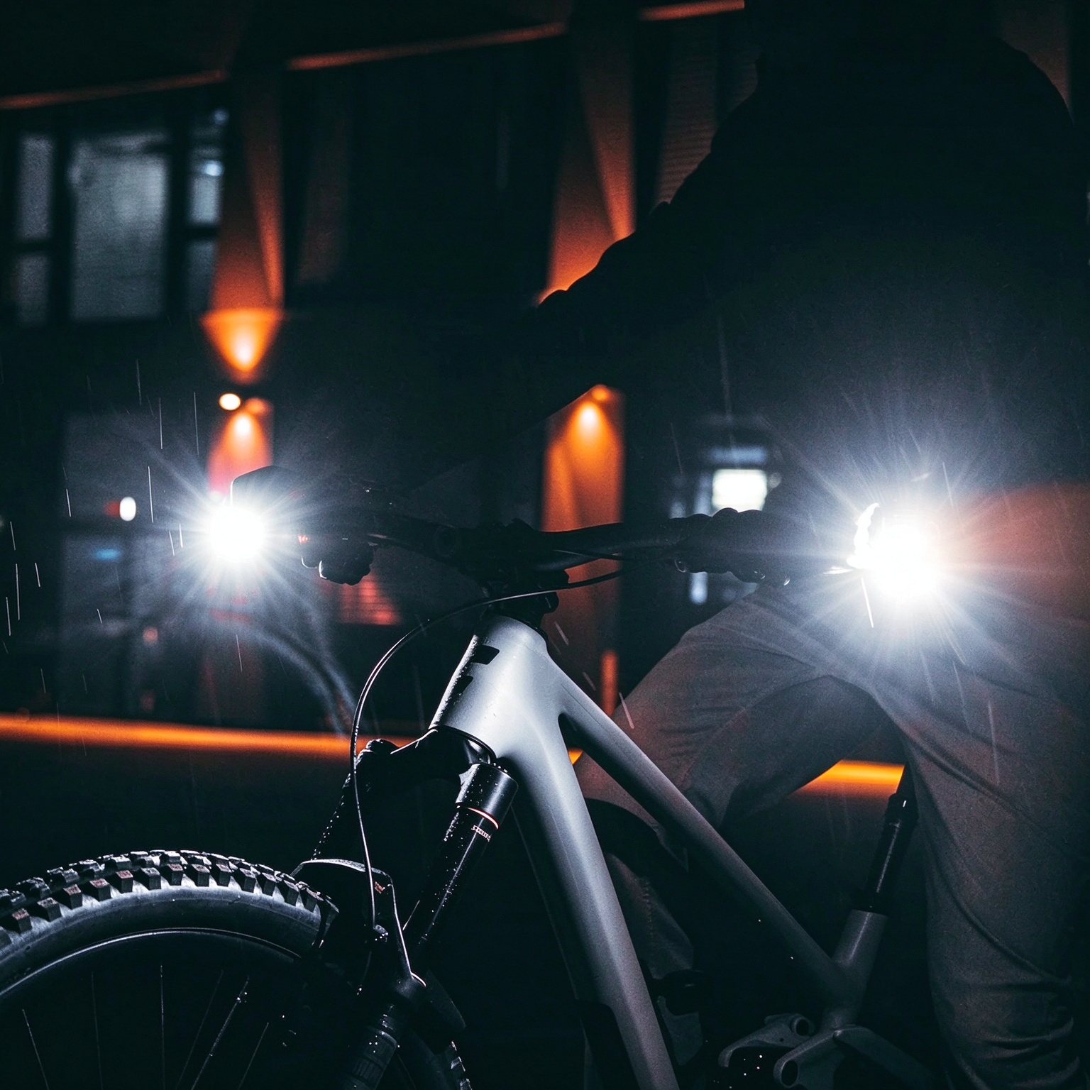360° Bicycle Handlebar Lighting System