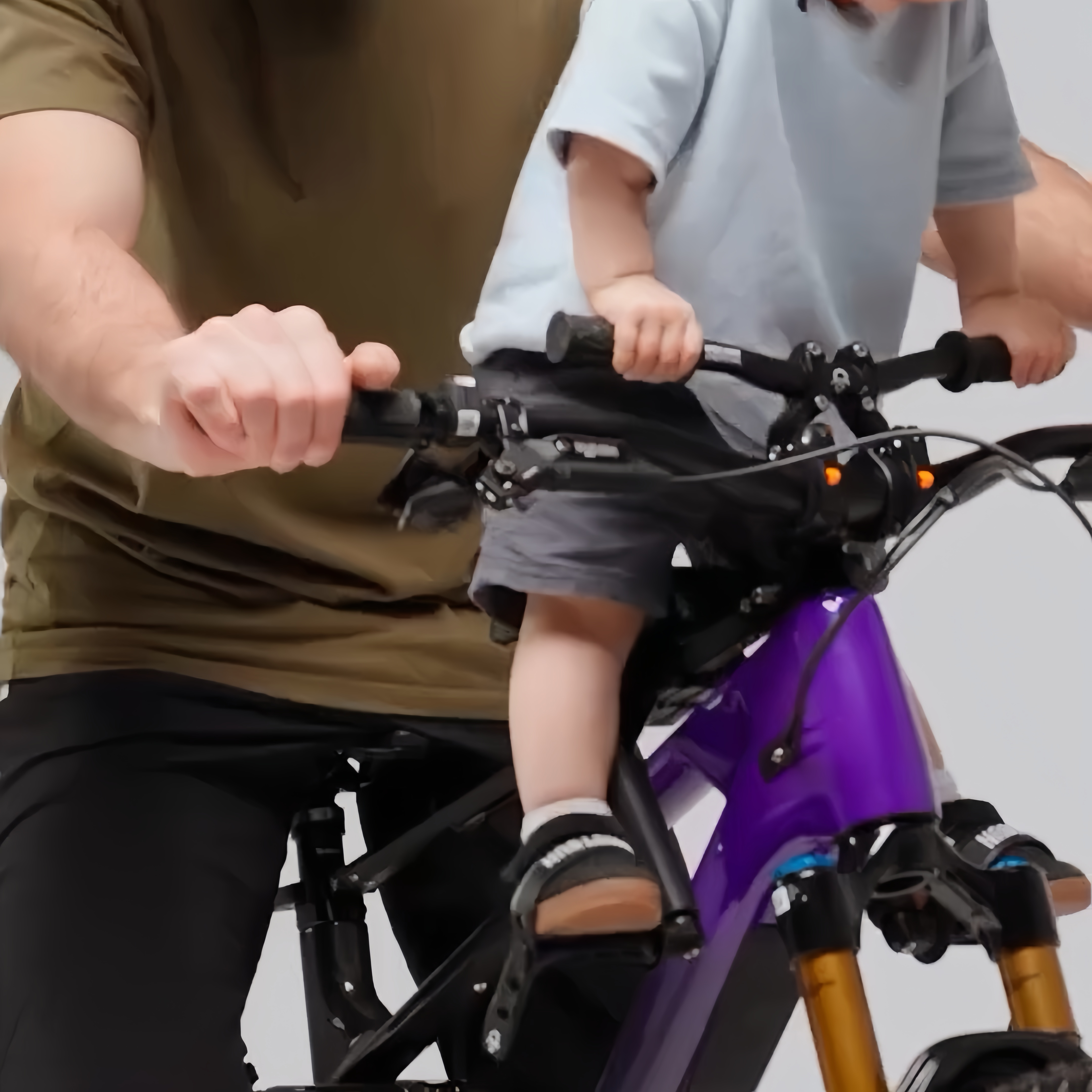 Front saddle seat with child handlebar