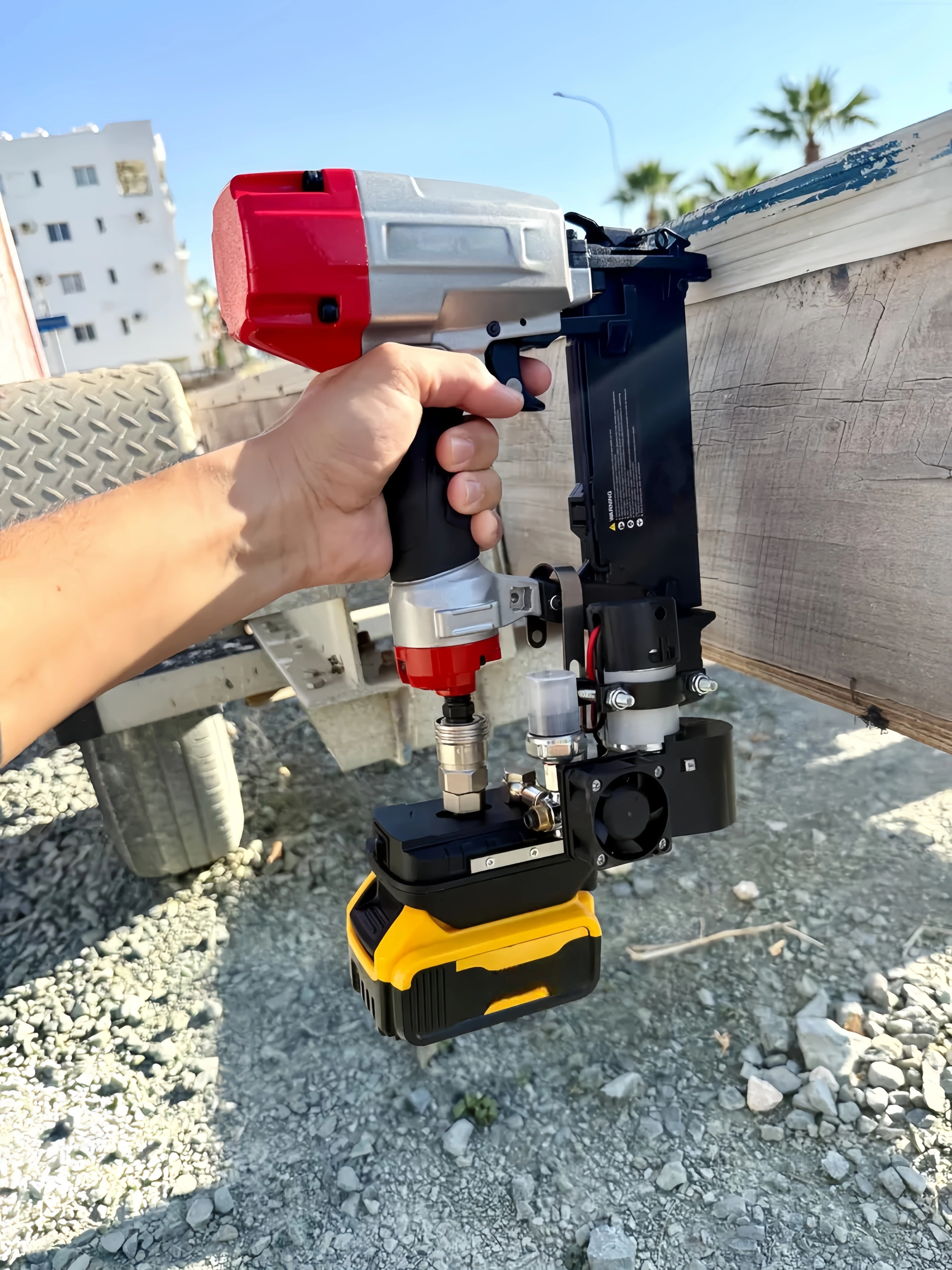 150 PSI Cordless Air Compressor – 18V Battery