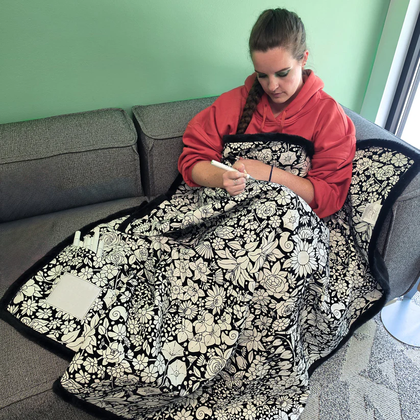 Coloring Blanket – 50″×60″, Soft Cotton Canvas, Velvet‑Print Surface, Machine Washable