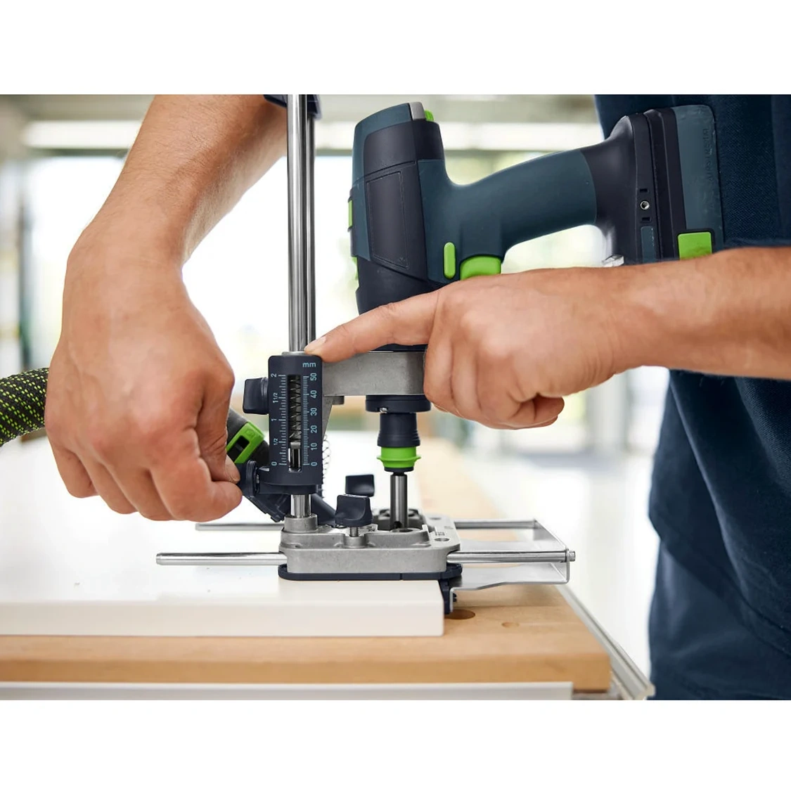 Mobile Drilling Attachment – Convert Your Drill into a Precision Guide, 90° Holes, 2″ Depth, Dust Extraction