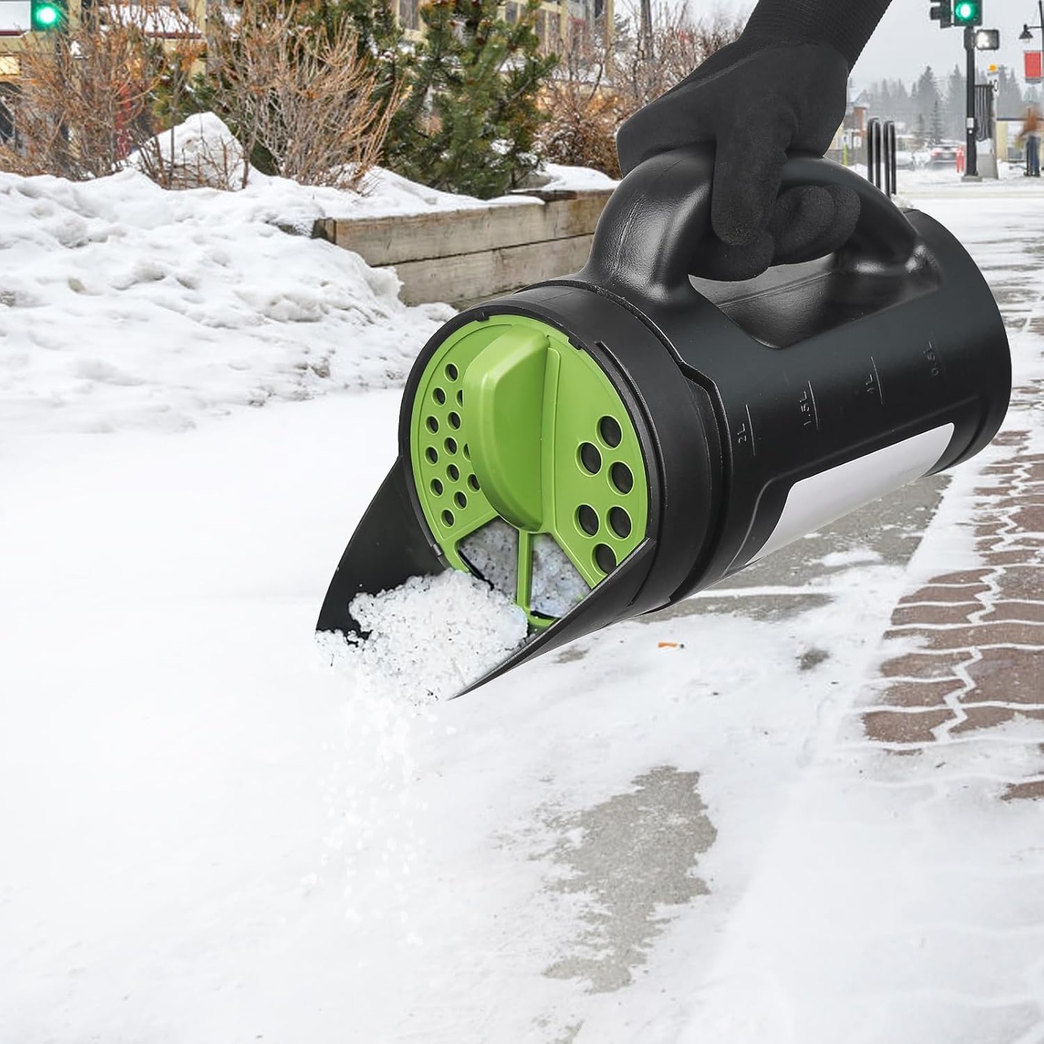 Handheld Spreader – 80 oz Capacity, 3 Adjustable Openings, for Seed, Fertilizer & Ice Melt