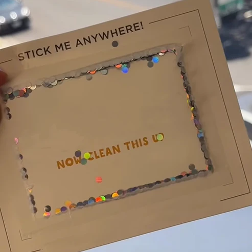Hide‑and‑Scream Goat Prank with Glitter Trap – Random Screams Every 3‑8 Min, 8+ Hours, Easy Hide