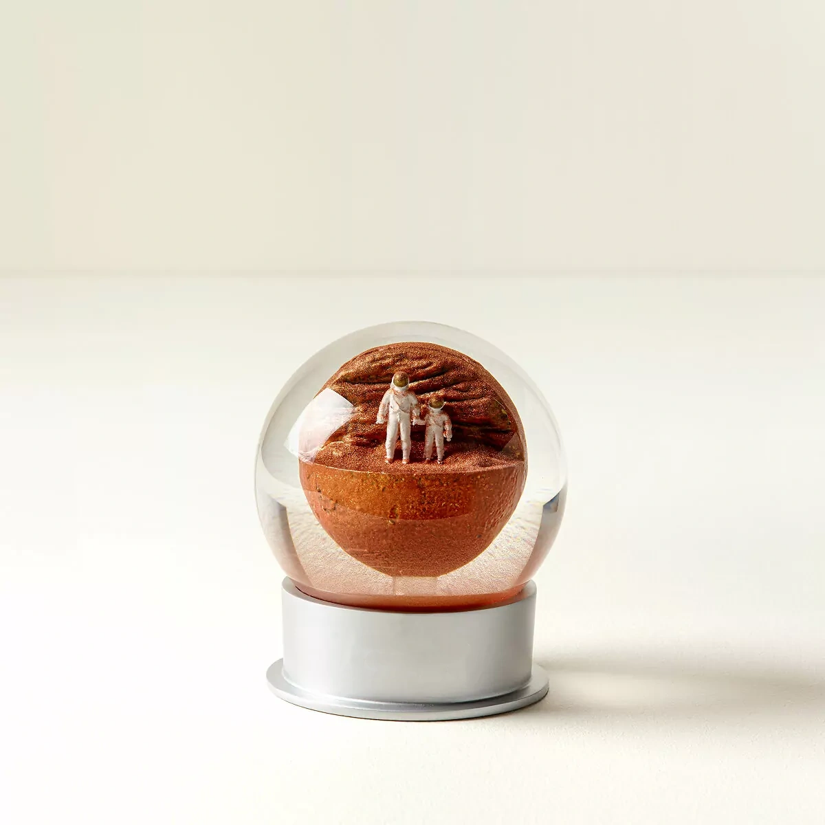 MARS DUST GLOBE – Shake It, Watch the Storm, Discover the Red Planet