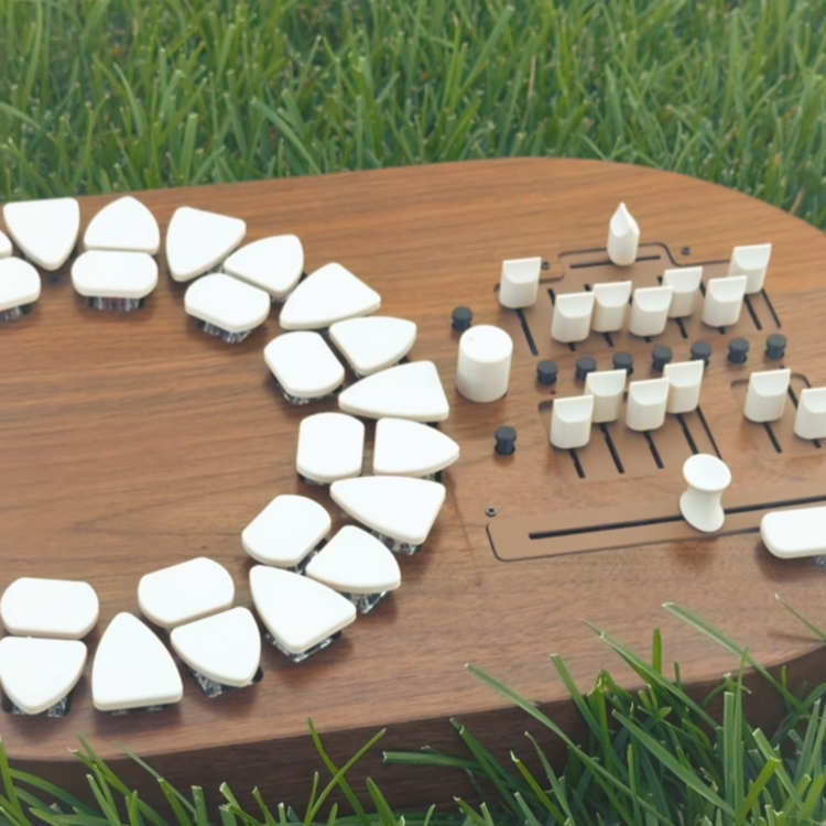 Circle of Fifths Harmony Instrument – Three Synth Engines, Walnut Body, Battery Powered