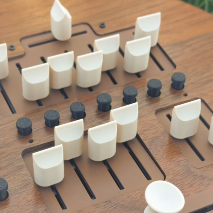 Circle of Fifths Harmony Instrument – Three Synth Engines, Walnut Body, Battery Powered