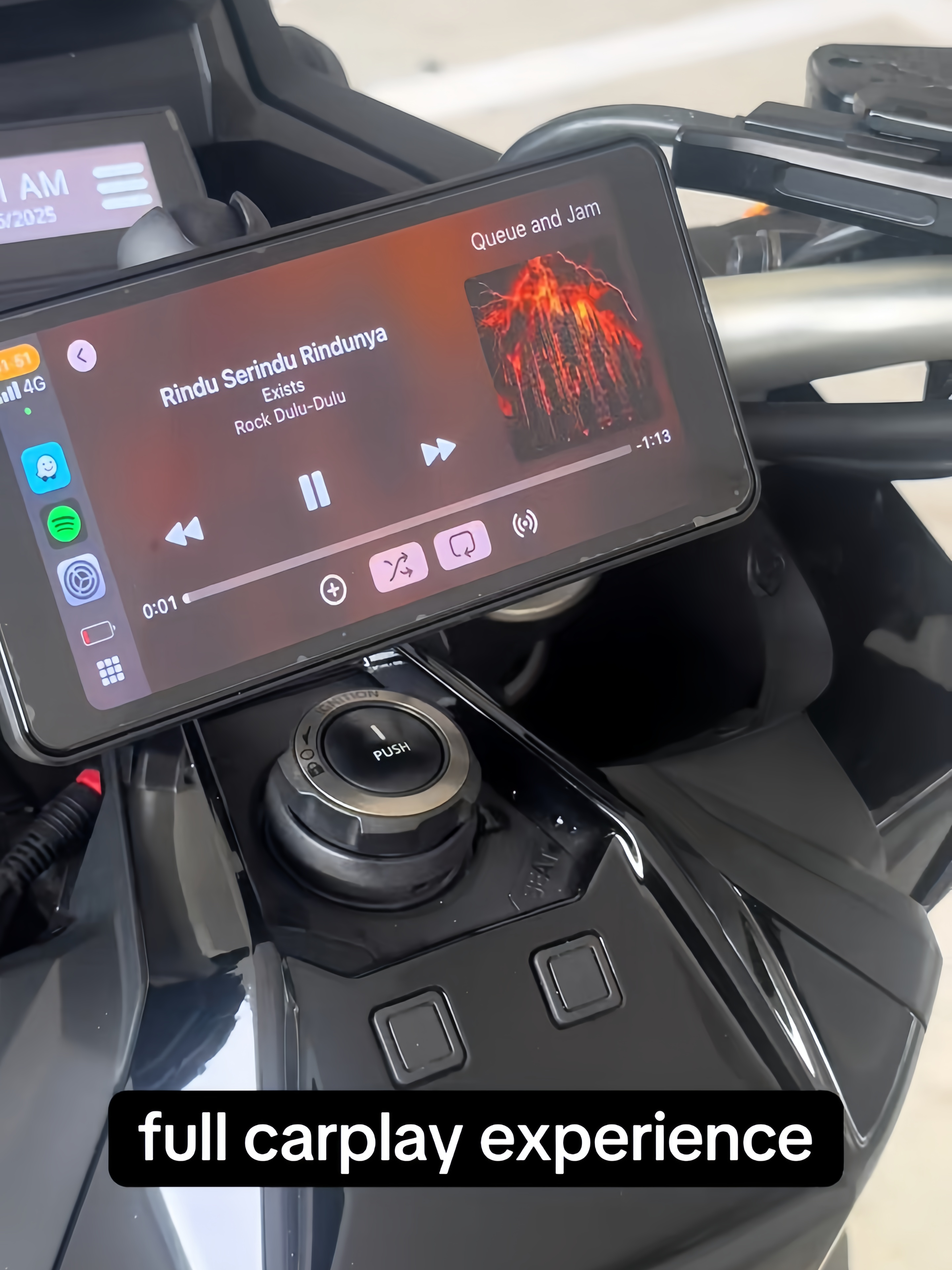 Motorcycle Smart Screen – 6.86" HD Touch Display, Wireless CarPlay/Android Auto, Dual Cameras, TPMS