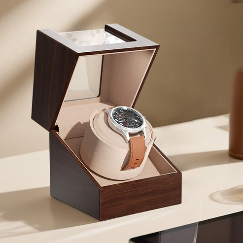 Automatic Single Watch Winder – Quiet Operation, Wooden Case, USB or Battery Powered