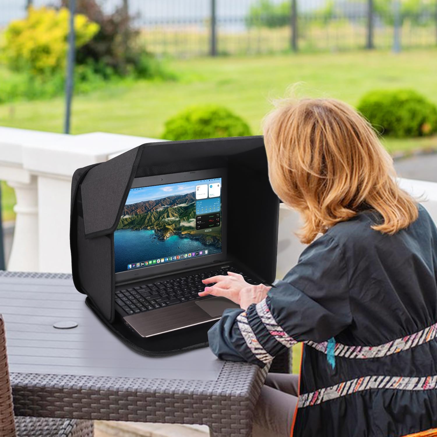 Foldable Laptop Privacy Sun Hood – Anti‑Glare, Privacy Side Panels, 2‑in‑1 Carrying Case – Available for 12‑14″ & 15‑16″ Laptops