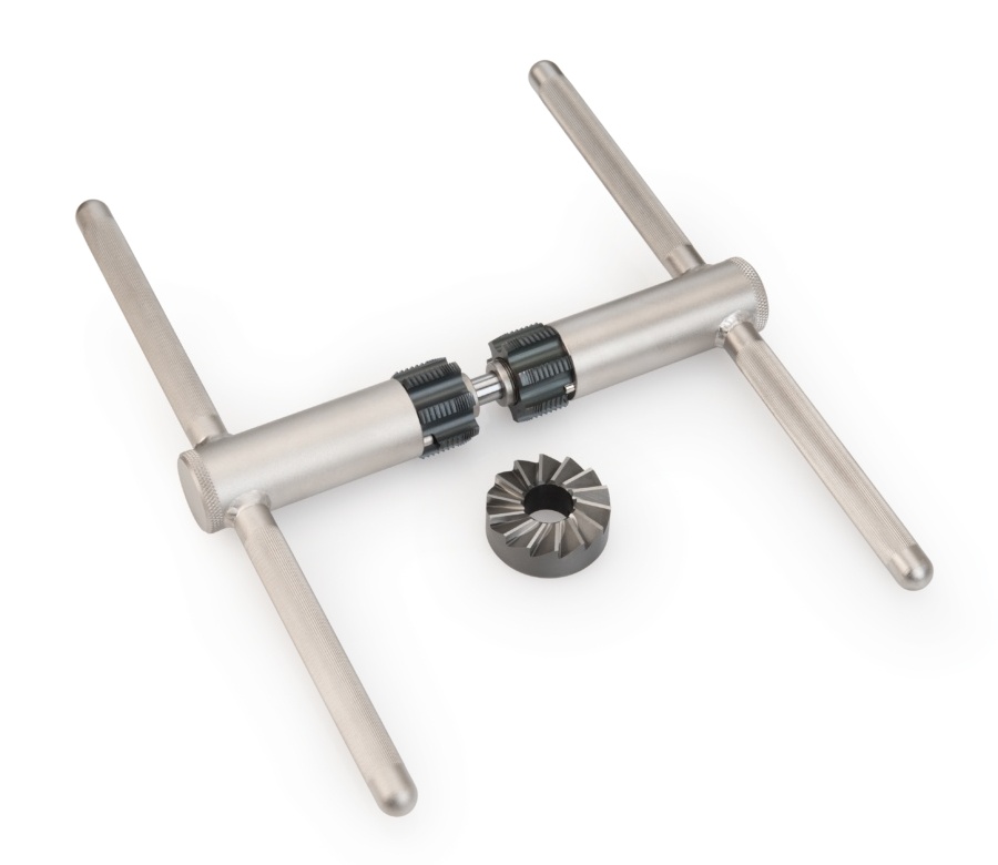 PERFECT BOTTOM BRACKET SHELLS, EVERY TIME .1.37″ x 24 TPI Taps. 45mm Facer. Two-Piece Piloted System.