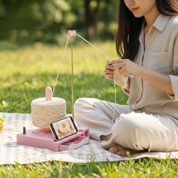 Yarn Holder Organizer – Tangle‑Free Spinning, Built‑in Tool Compartments & Phone Stand for Knitting & Crochet