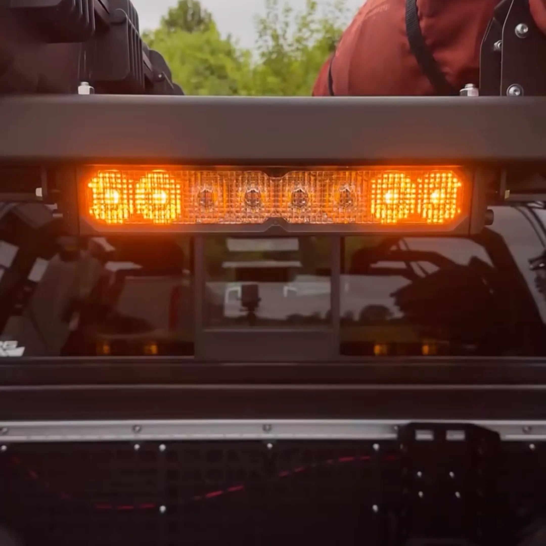 10-Inch LED Chase Light – 3-in-1 with Chase, Brake & Reverse Functions