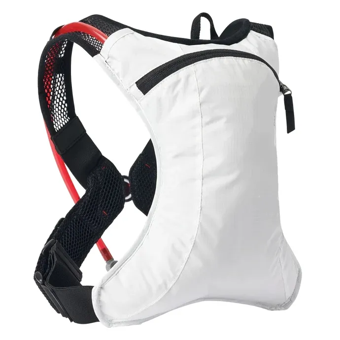 LIGHTER THAN A WATER BOTTLE – No Bounce, 230g, 2L Bladder Included