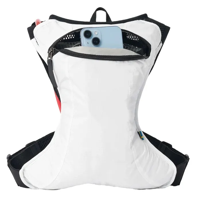 LIGHTER THAN A WATER BOTTLE – No Bounce, 230g, 2L Bladder Included