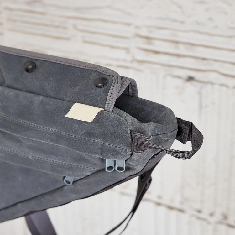 2-in-1 Waxed Canvas Bike Frame Bag & Sling Bag – Water-Resistant Top Tube Pouch with Adjustable Strap for Cycling & Daily Commute
