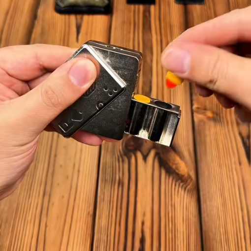 Poker Spinner Finger Toy