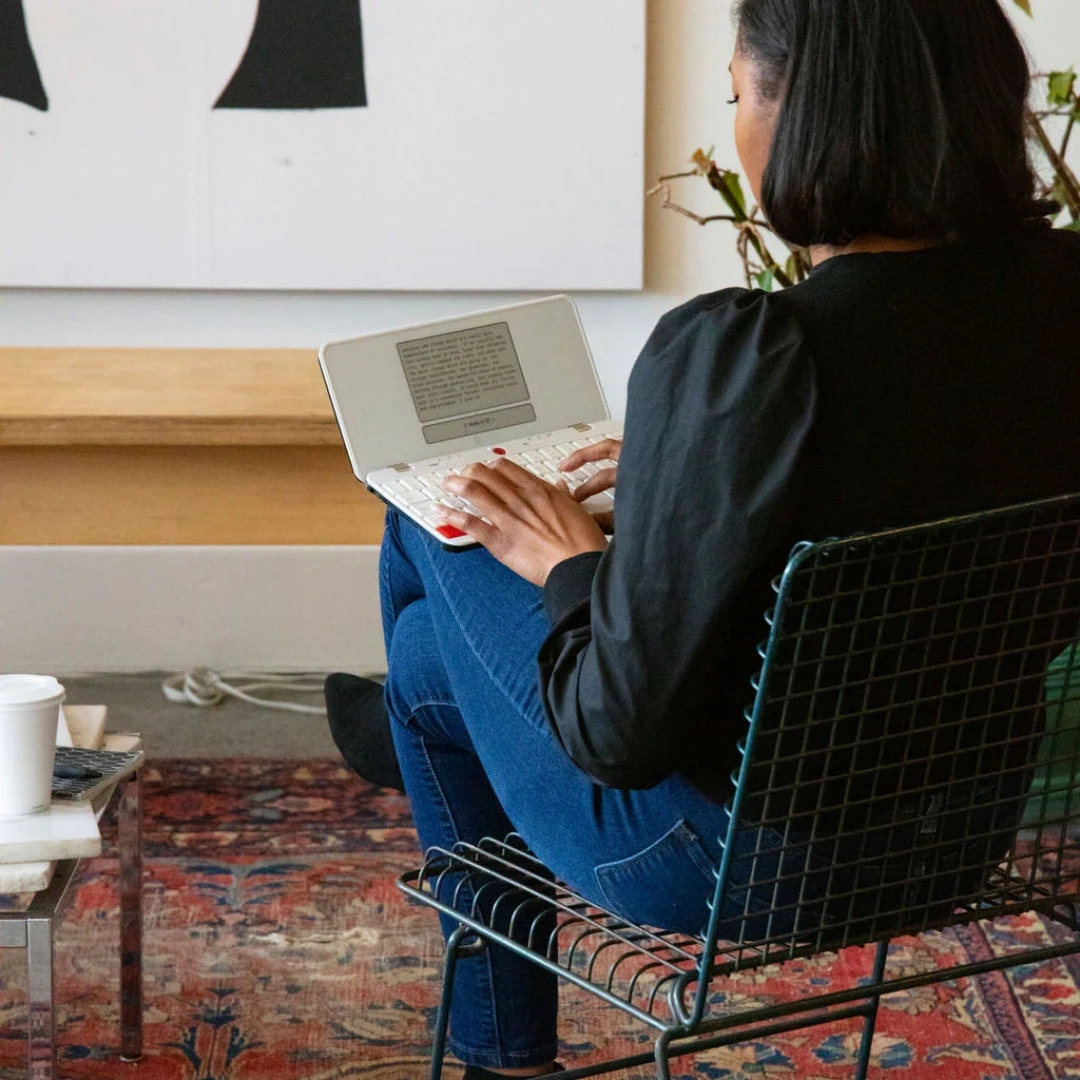 Distraction-Free Portable E‑Ink Writer