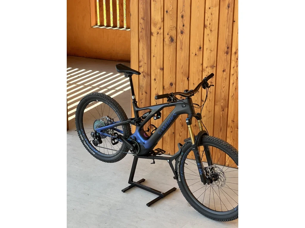 Mid-Drive E-Bike Maintenance Stand