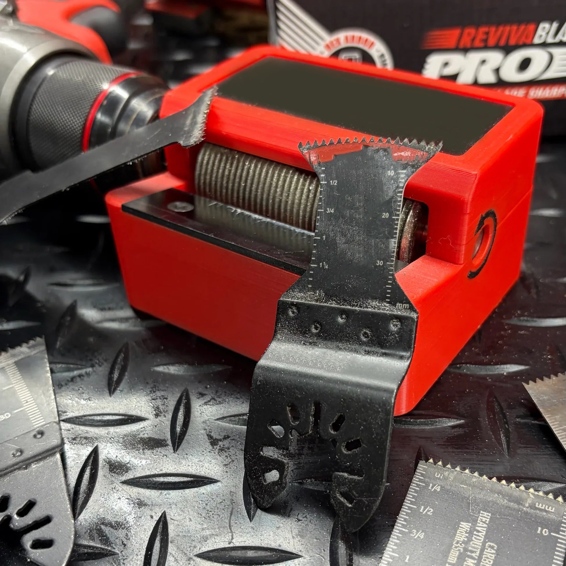 Professional multi-functional knife sharpener